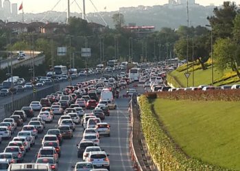 Trafikte Hız Kuralları Nelerdir?