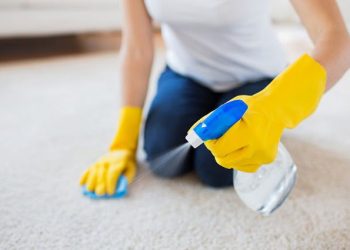 İnatçı Halı Lekeleri Nasıl Çıkarılır?